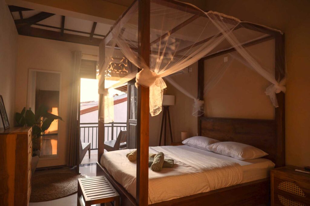 sunny balcony room ira–bakamuna coliving dickwella